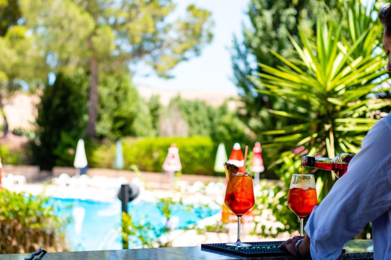 Agriturismo Tenute Pollara Roccamena エクステリア 写真