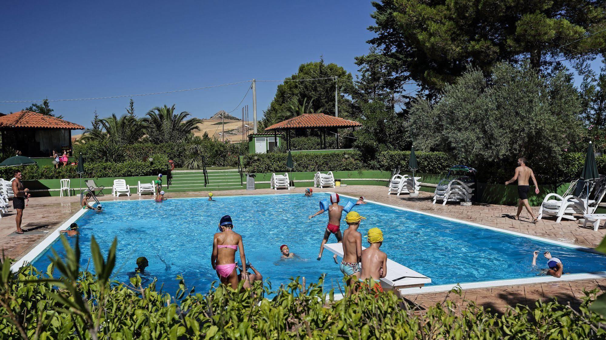 Agriturismo Tenute Pollara Roccamena エクステリア 写真