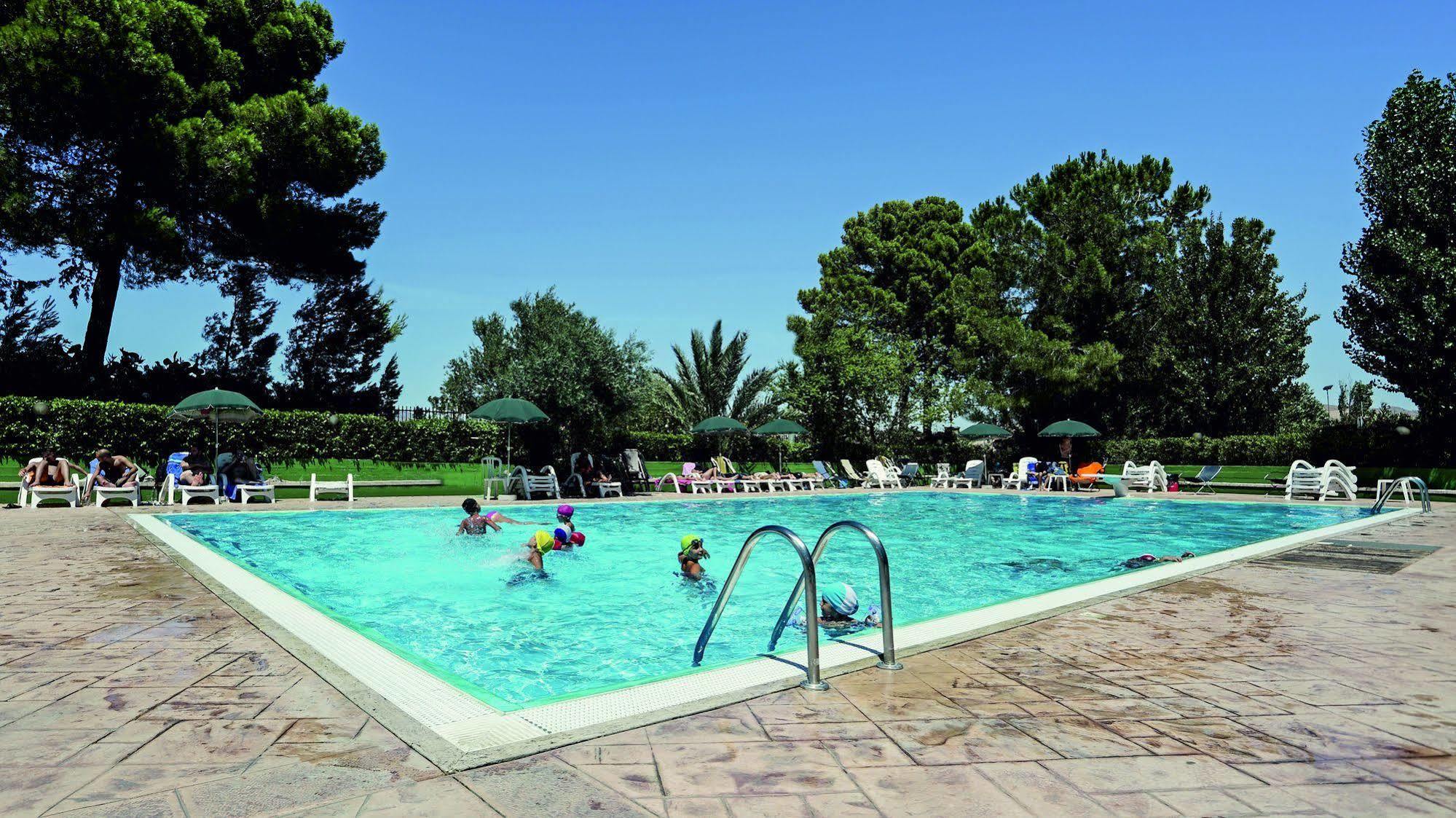 Agriturismo Tenute Pollara Roccamena エクステリア 写真